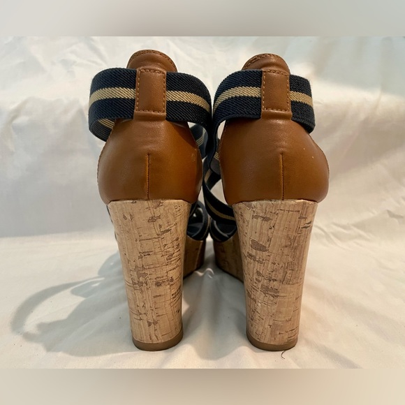 Merona Cork Wedge Heels. Size 8. Navy and Tan - Picture 4 of 7